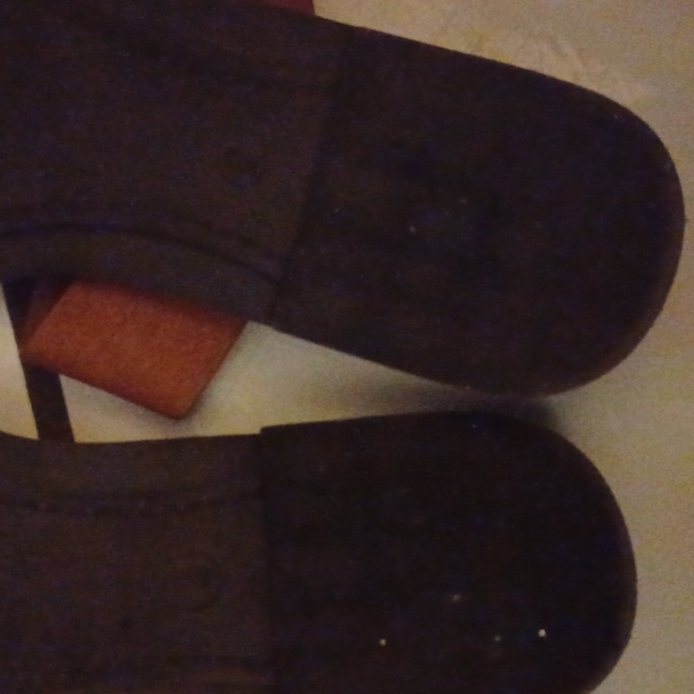 Sandles - image 6